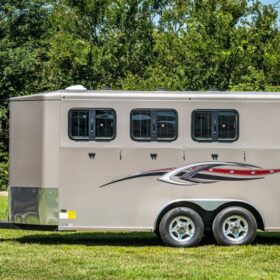 royal titan horse trailer